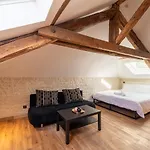 Apartman Evasion Chic, Et Sauna Sous Les Toits *