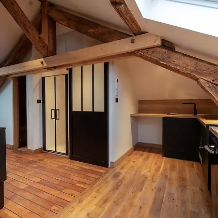 Evasion Chic, Et Sauna Sous Les Toits